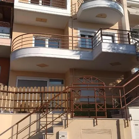 Evris House 1 *
