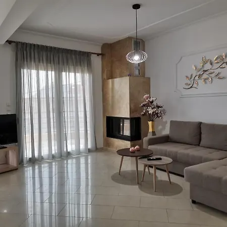 Evris House 1 *